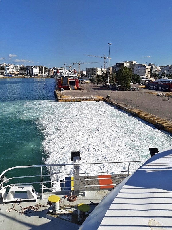 piraeus port departure