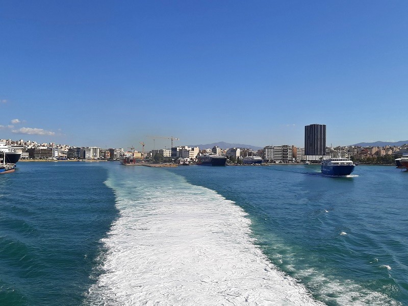 piraeus departure ferry