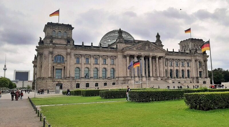 german parliament bundestag berlin border controls checks germany