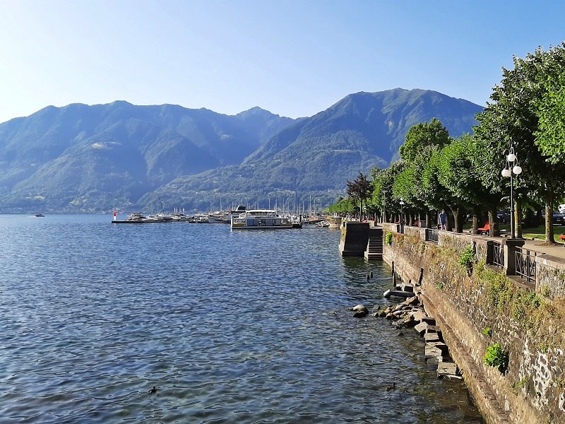 lakeside promenade locarno