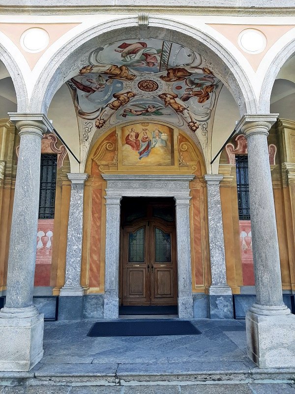 exterior paintings shrine madonna del sasso