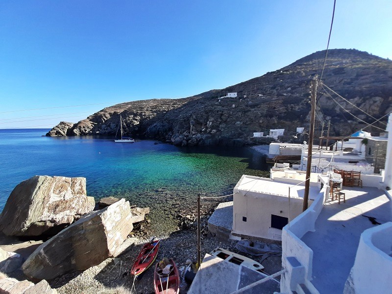 seralia beach fishing village kastro