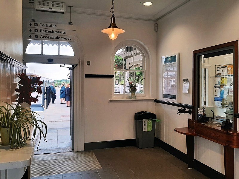 ticket window centre st erth