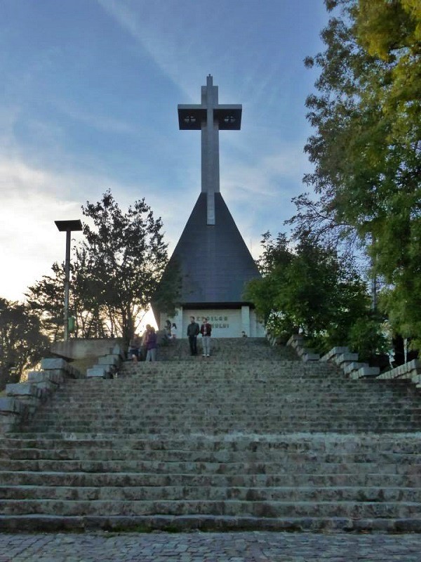 cetățuia Hill iron cross