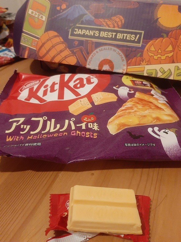 apple pie flavour kitkat