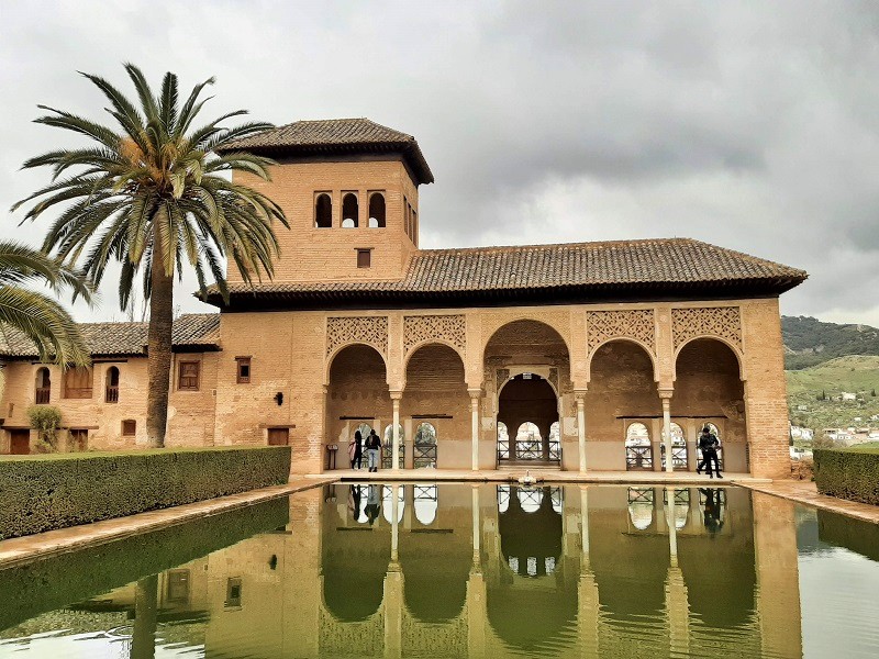 alhambra granada andalusia