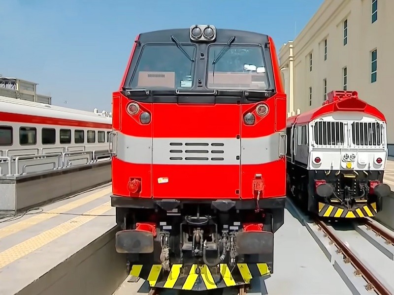 cairo bashtil station upper egypt trains