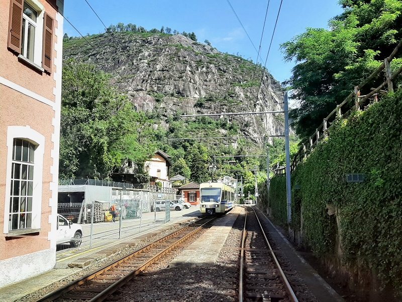 pontebrolla station train locarno domodossola