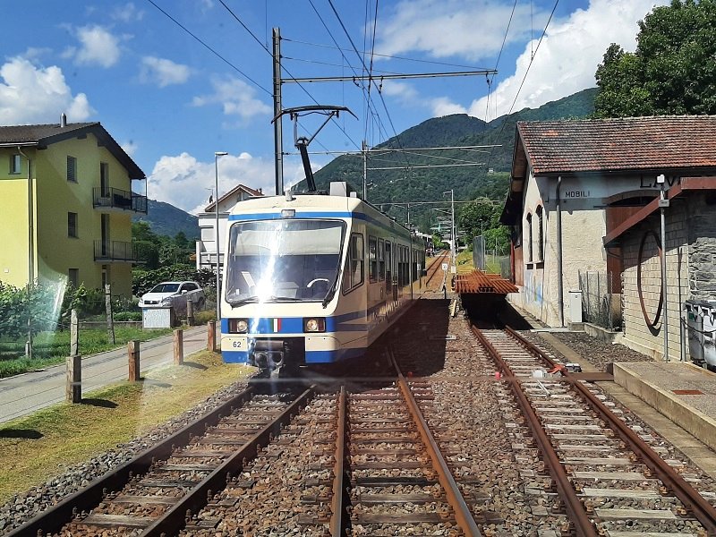 cavigliano railway station centovalli train locarno domodossola