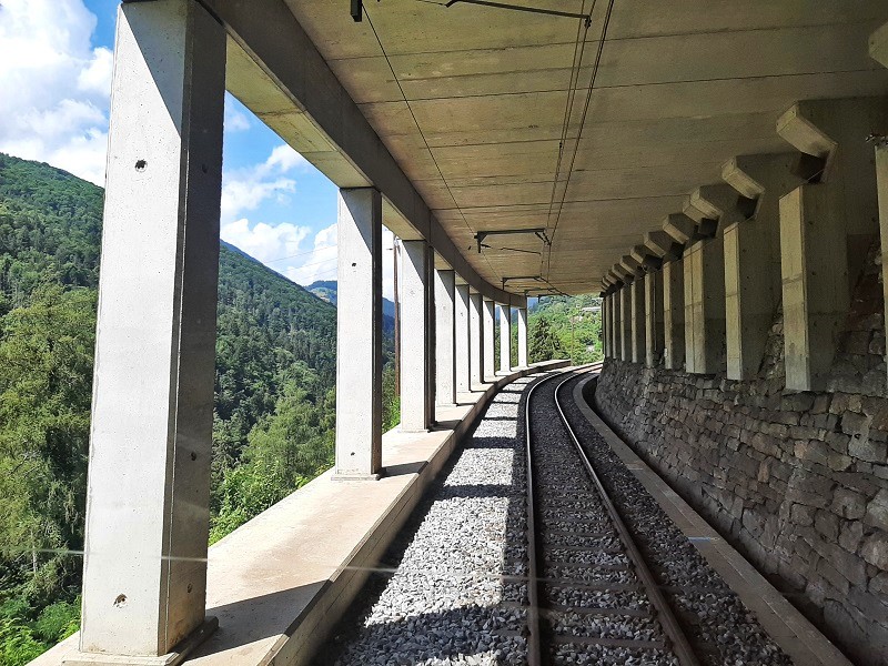 avalanche gallery railway