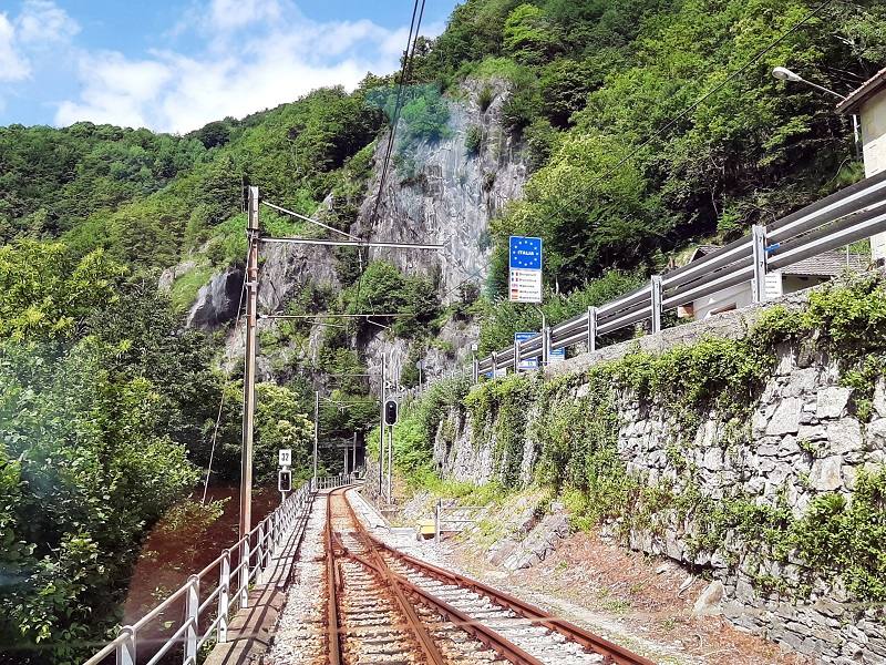 italia road sign