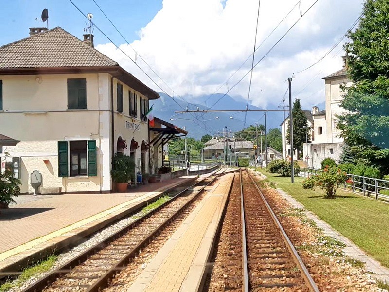 trontano station