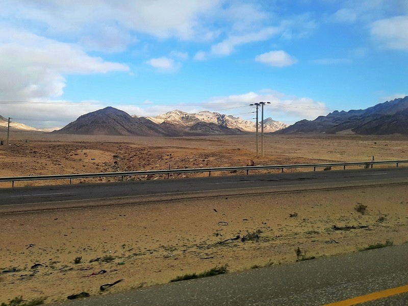 wadi rum desert road