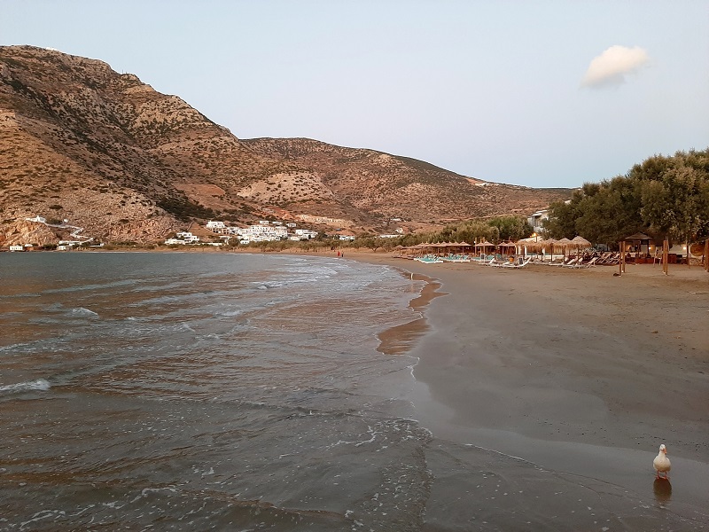 dusk beach kamares