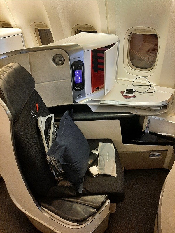 window seat air france boeing 777 business class