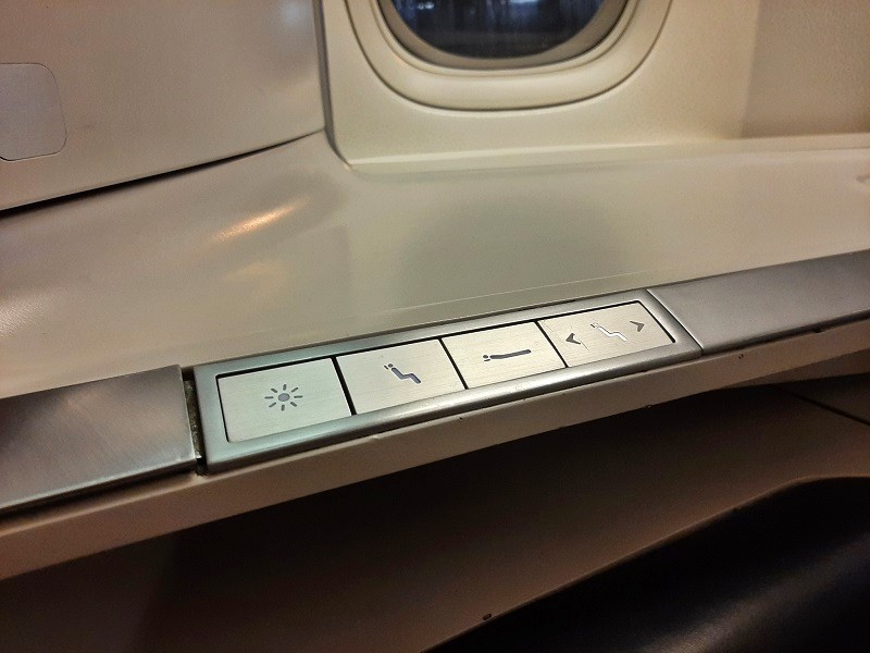 seat control buttons