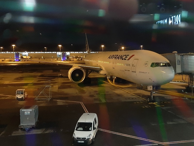 air france boeing 777 business class review paris singapore