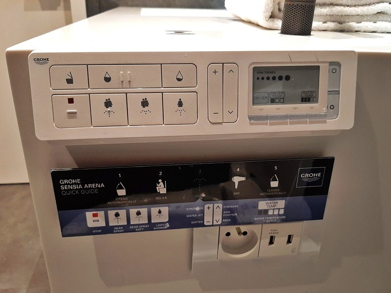 Japanese toilet buttons