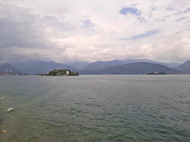 borromean islands lake maggiore