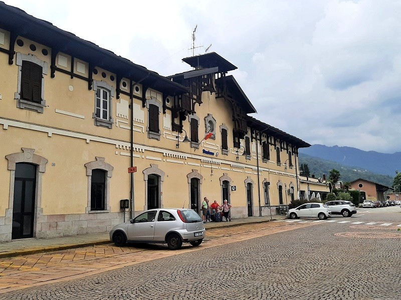 stresa railway station