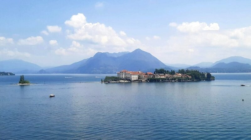 borromean islands stresa lake maggiore