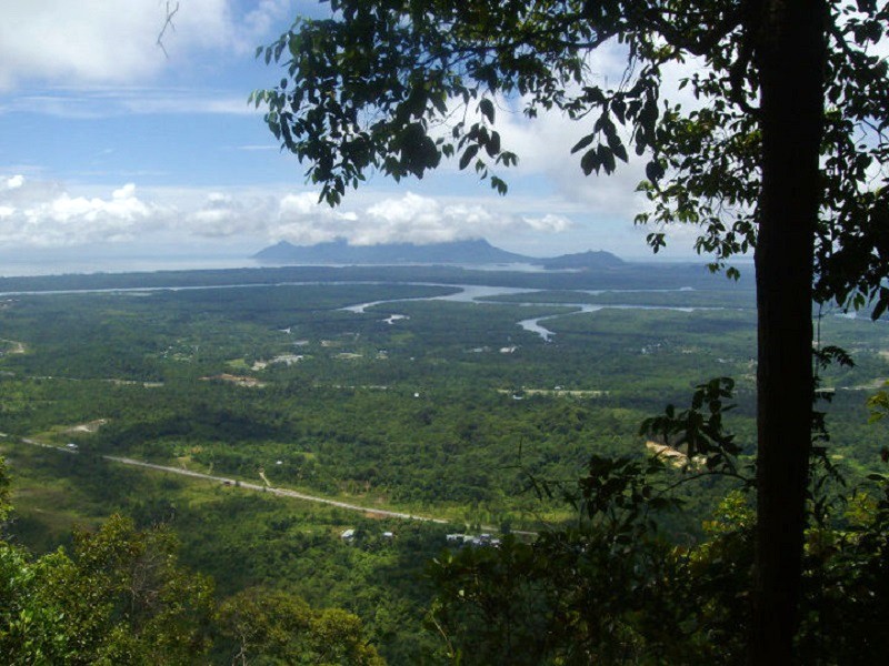 bukit selang trail kubah national park kuching borneo malaysia travel