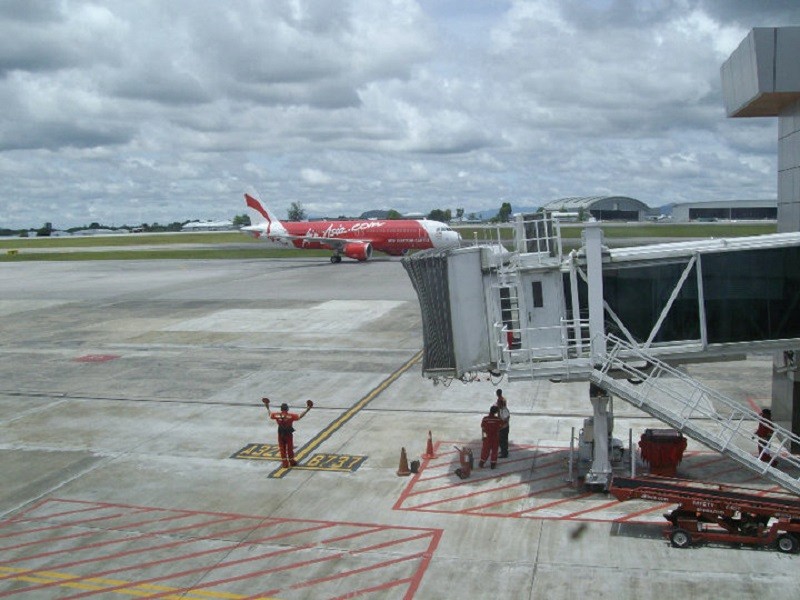 air asia kuching airport