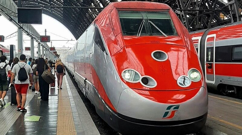 milan bologna frecciarossa high-speed train trenitalia