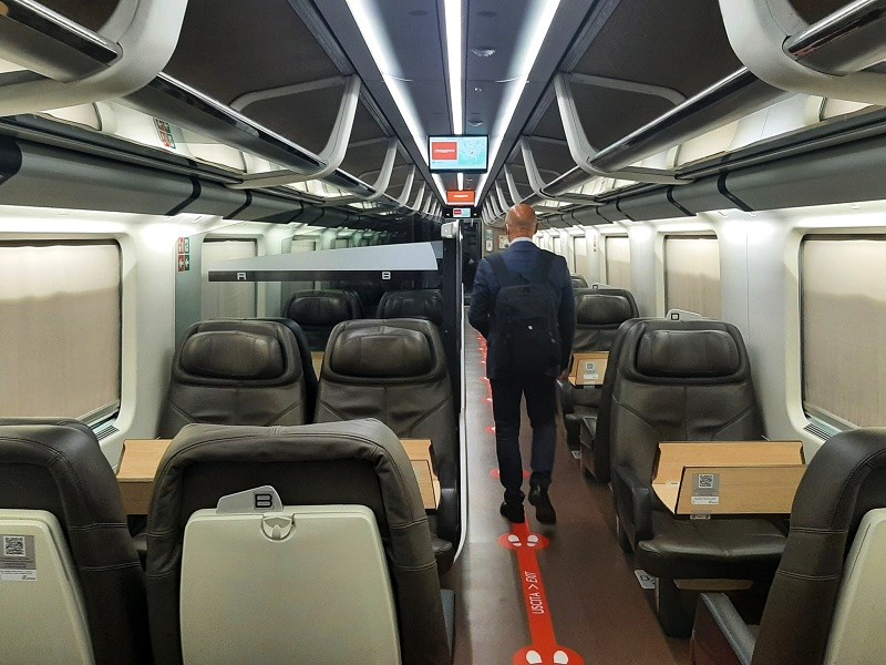 frecciarossa etr 500 high-speed train business class