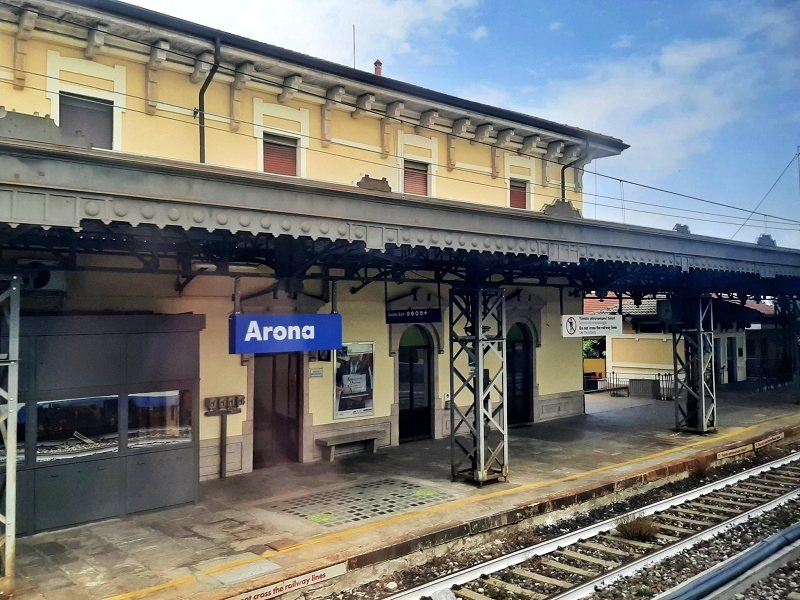 arona station