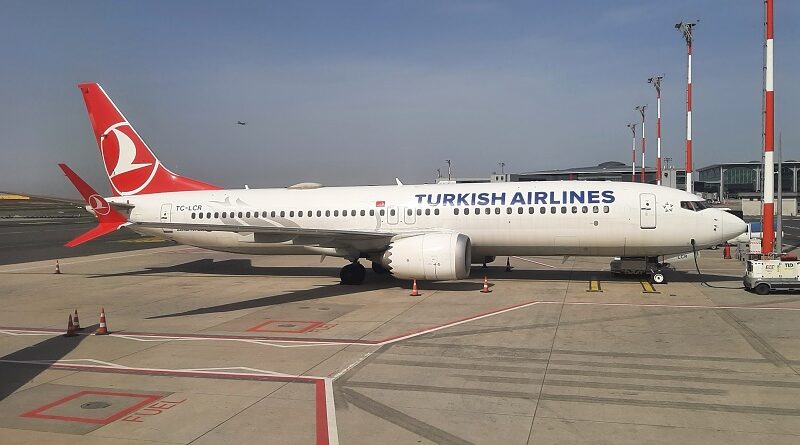 turkish airlines boeing 737 max transit hotel istanbul airport