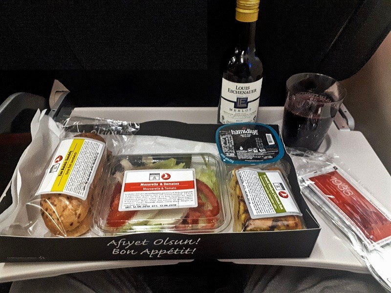 turkish airlines economy class meal