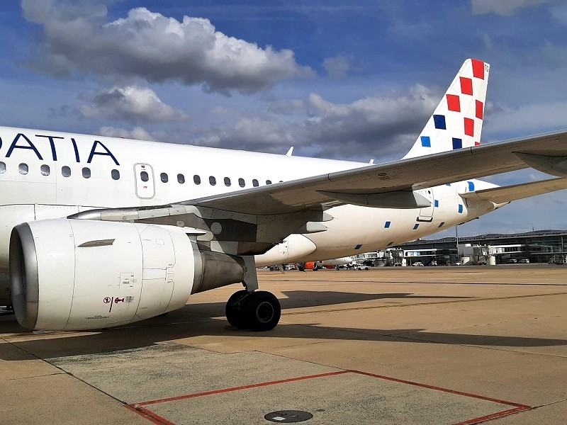 croatia airlines airbus a319 business class review