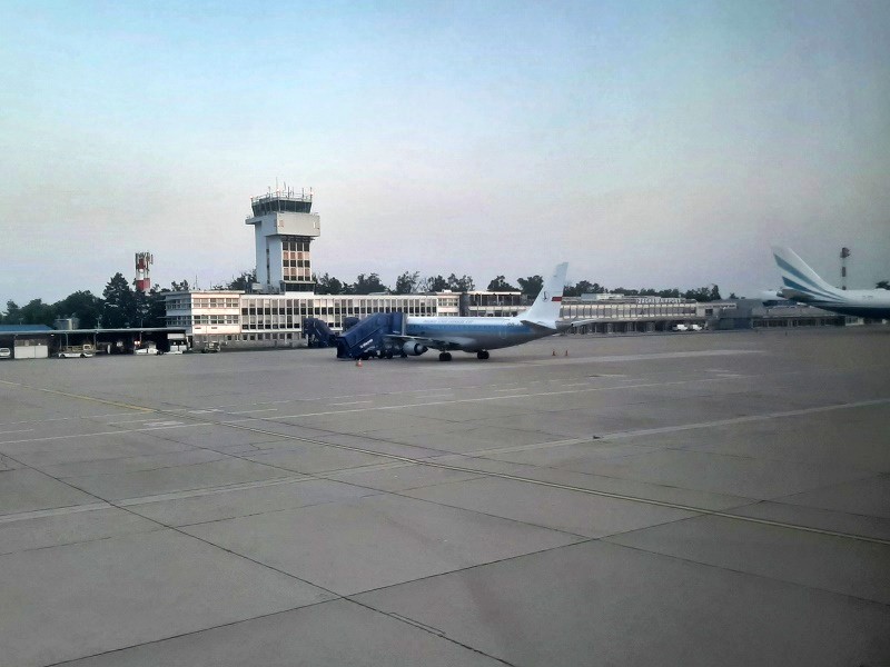 lot polish airlines embraer retro livery zagreb old airport terminal