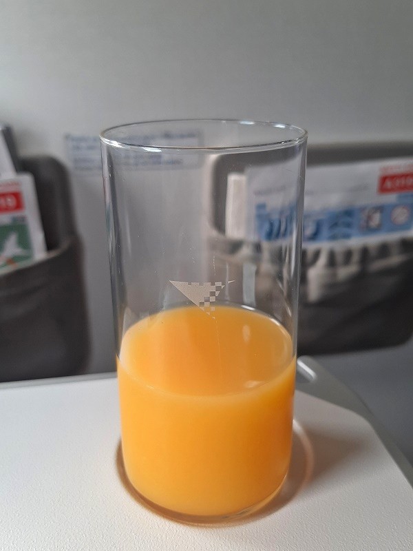 orange juice pdb croatia airlines business class