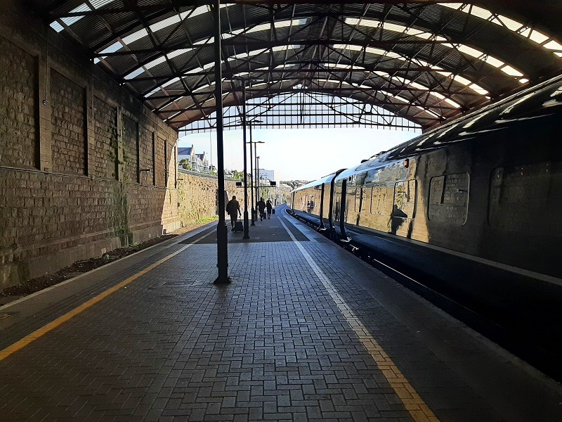 gwr train penzance station
