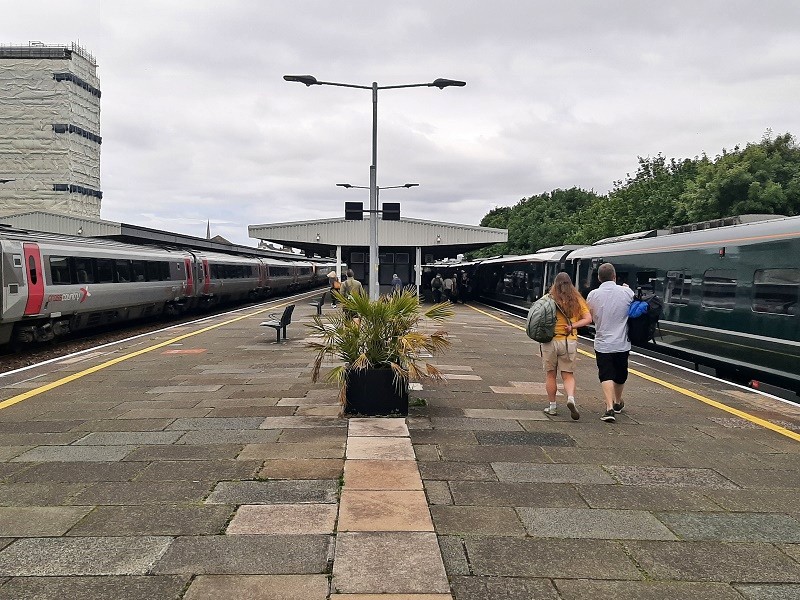 plymouth station cornish main line